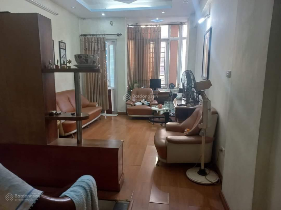 Bán nhà ngõ 38 Xuân La 52m2, MT rộng 4.6m, 4.3 tỷ