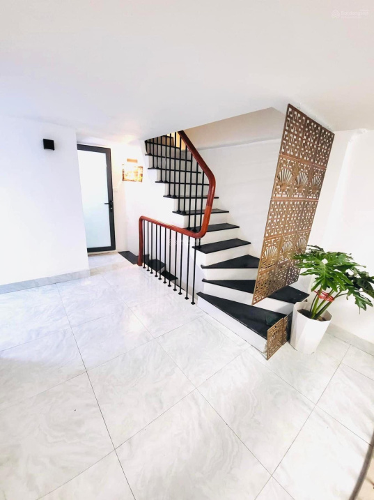 Bán nhà ngõ 409 Kim Mã, Ba Đình, 38m2, 4 tầng, 4PN, 3,75 tỷ