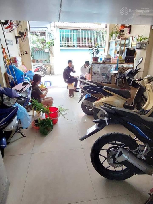 Bán nhà phố Lê Quang Đạo, Từ Liêm, ngõ kinh doanh, thông, oto qua, 35m2, giá 4,x tỷ, LH 0974 678 580