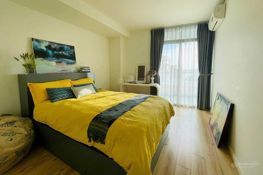 Bán rẻ- đất lô góc- xây tòa apartment- 200m2- mặt tiền 10m- ngõ 535 Kim Mã cách hồ Ngọc Khánh 20m