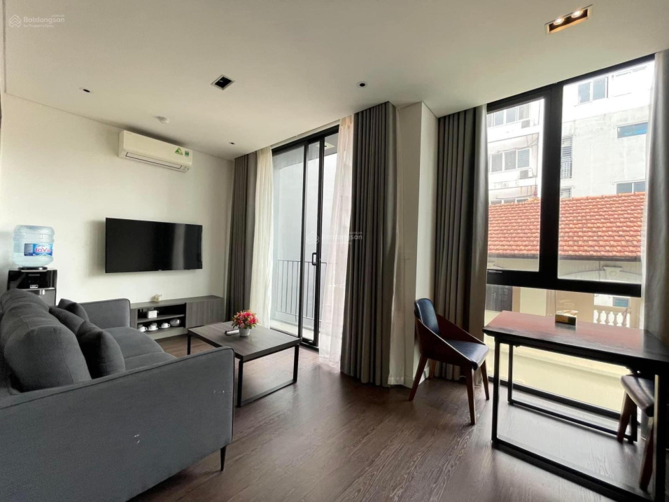 Bán toà nhà Kim Mã - 185m2 - 9 tầng - lô góc mặt tiền 19m - Dòng tiền cao - Giá: 33 tỷ