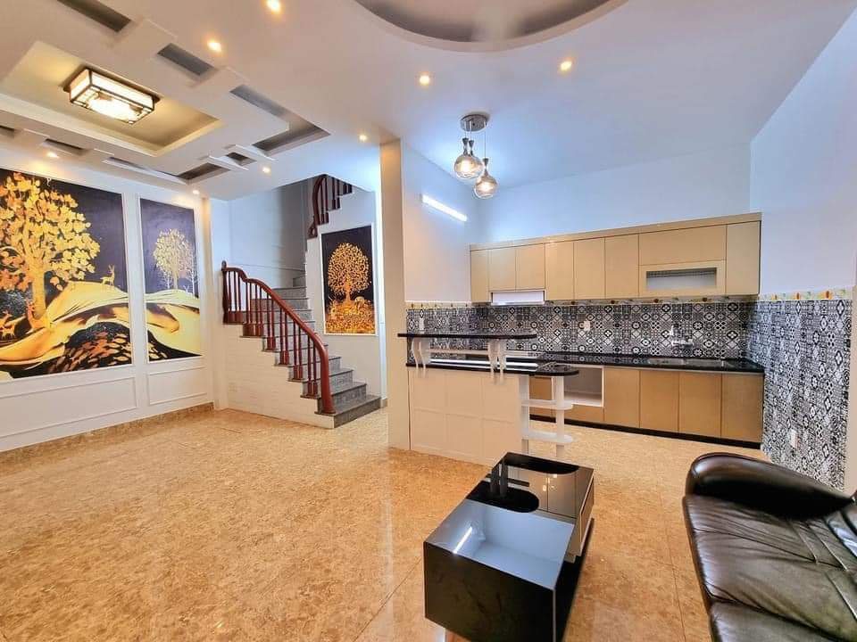 SIÊU HÓT CÓ MỘT KHÔNG HAI NHÀ GIA THƯỢNG, LONG BIÊN, NGÕ TO NHƯ PHỐ, Ô TÔ ĐỖ CỬA: 59,5M, 6TỶ.