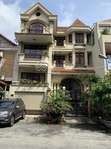 Cần bán gấp nhà hẻm nội bộ đường Sư Vạn Hạnh, P12, Quận 10, DT: 10x20m, trệt 2 lầu giá chỉ 32 tỷ TL