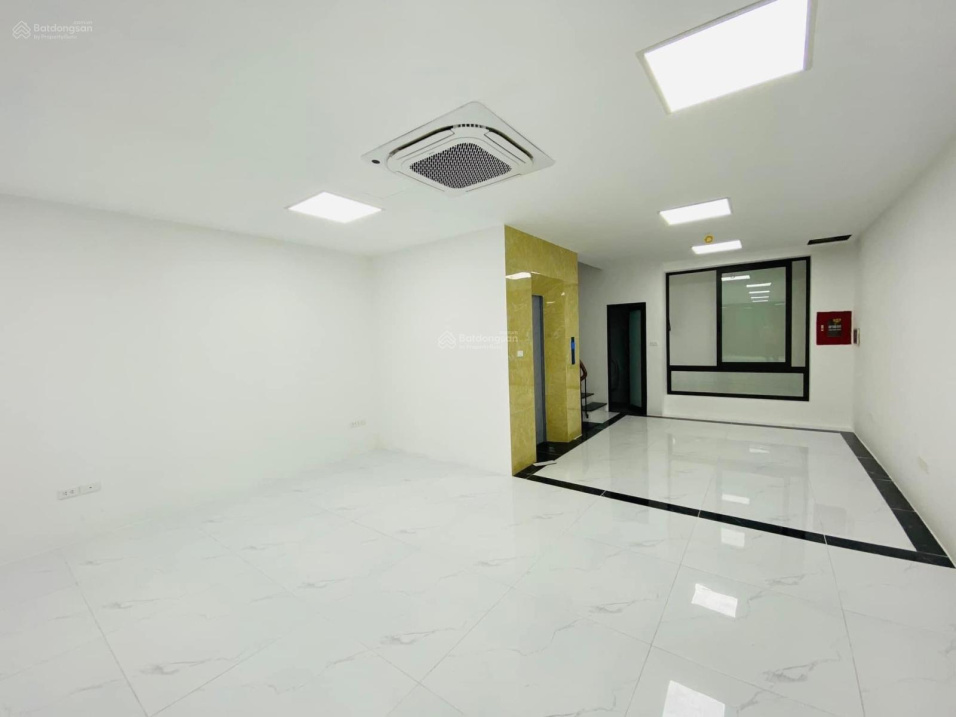 Cần bán gấp nhà mặt phố Cự Lộc Thanh Xuân