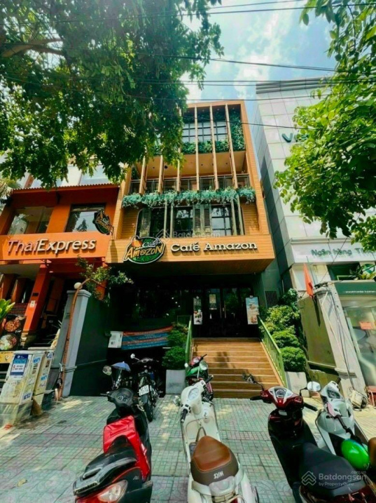 Căn nhà duy nhất mặt tiền Cửu Long Q10 đoạn đẹp nhất, DT: 4,5x14m, trệt 2 lầu giá chỉ 14,3 tỷ TL