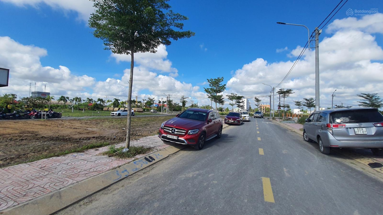 Cần tiền gấp bán lô đất 100m2 nằm trong khu dân cư cơ sở hạ tầng đã có sẵn giá 1 tỷ 2