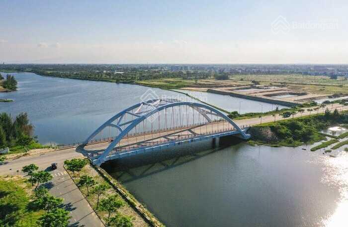 Cần tiền gấp bán lô đất mặt tiền Nam Kỳ Khởi Nghĩa, sạch đẹp, giá tốt