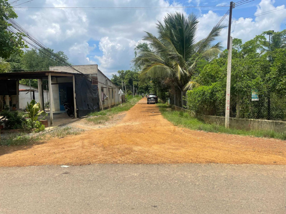 Chính chủ bán 2 lô đất liền kề sát Quốc Lộ 22B