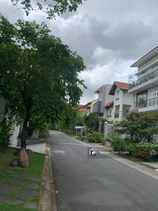 Chính chủ - bán đất khu Compound Eden - Đường Nguyễn Văn Hưởng - Thảo Điền. DT: 10 x 20m