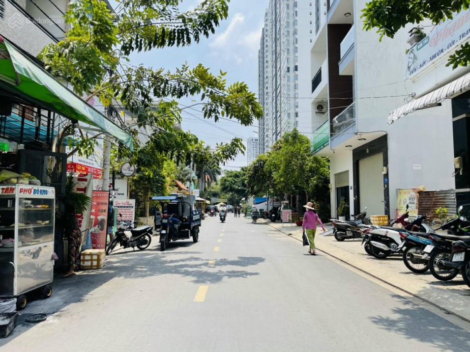 Chính chủ bán đất nền nhà phố 65m2 mặt tiền Lê Thị Chợ, P. Phú Thuận, Quận 7 - Giá 8.5tỷ (sổ hồng)