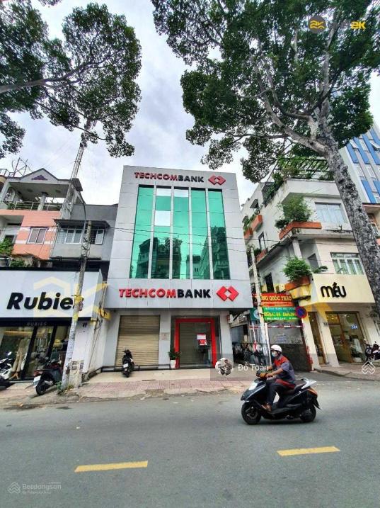 Chính chủ bán gấp mặt tiền vị trí đẹp đường Bình Thới, Quận 11 DT: 5.8 x 26m giá chỉ 25 tỷ TL