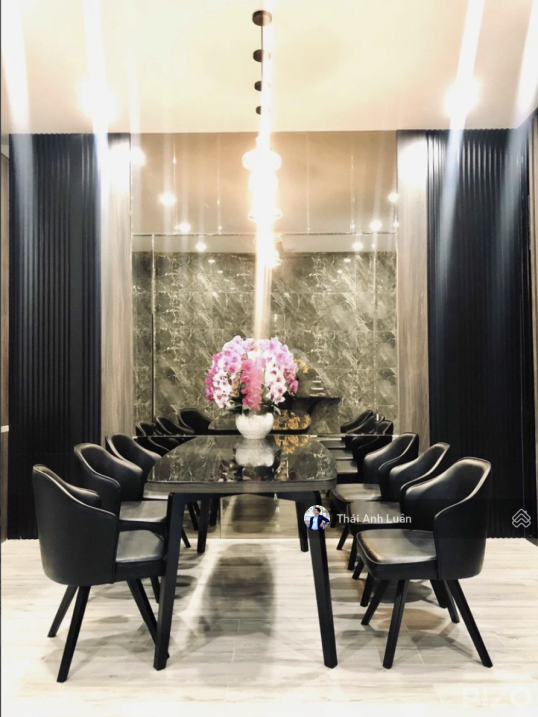 Chính chủ bán gấp nhà Hai Bà Trưng, P8, Q3. DT: 6,5x12m (76m2) - 5 tầng, nội thất gỗ. Chỉ 9,6 tỷ