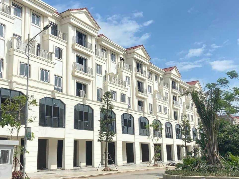 Chính chủ bán shophouse đường 17m, giá 3x triệu/m2 vào tên HĐMB