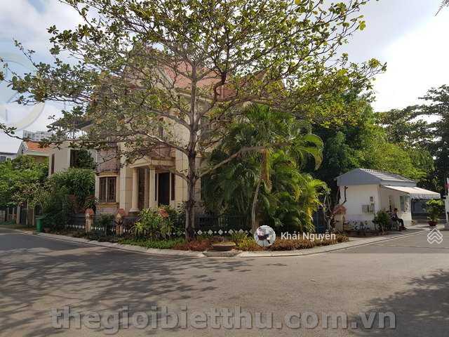 Chính chủ cần bán biệt thự góc 2 mặt tiền Nguyễn Văn Hưởng, Thảo Điền, Quận 2 (10x15m) - giá 36 tỷ