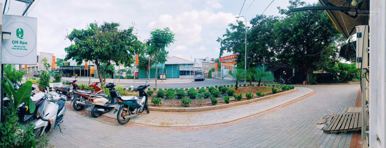 Chính chủ gửi bán gấp, nhà 3 tầng hẻm nhựa 14m, cách Huỳnh Tấn Phát 20m