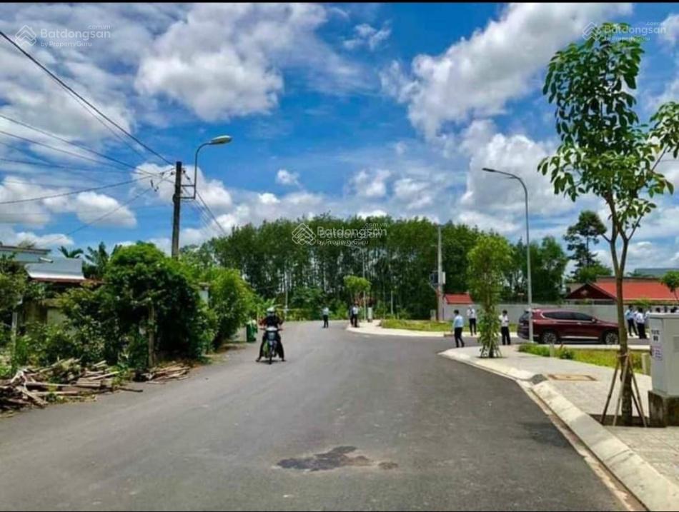 Chính chủ - lô góc 2 mặt tiền, sổ hồng riêng có sẵn, khách đủ cọc tặng ngay 2 chỉ vàng lấy lộc