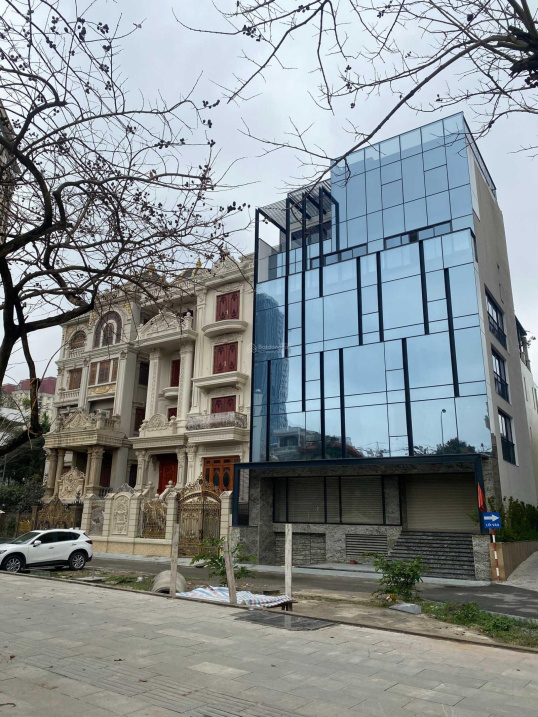 Chủ cần gấp bán đất xây biệt thự nhà vườn- tương lai mặt phố Nguyễn Hoàng - 350m2 - MT: 17m-70 tỷ