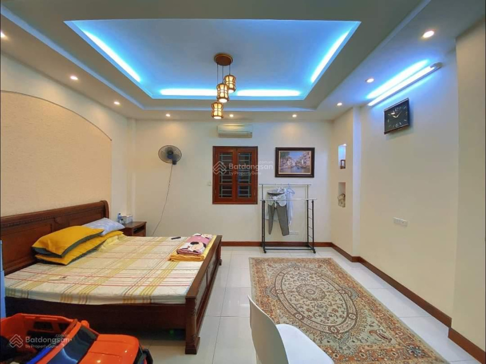 Cực rẻ, xem là chốt, nhà riêng sát phố Mạc Thái Tổ, kinh doanh, ô tô, DT 45m2 x 4 tầng, MT 5m