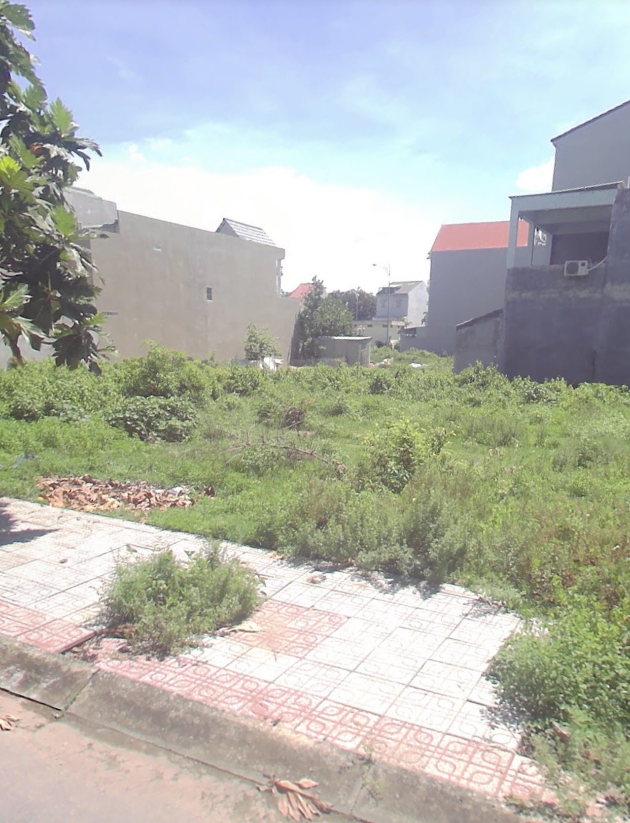 Đất nền đối diện THPT Nguyễn Văn Tăng, Long Bình, Quận 9, sang tên ngay