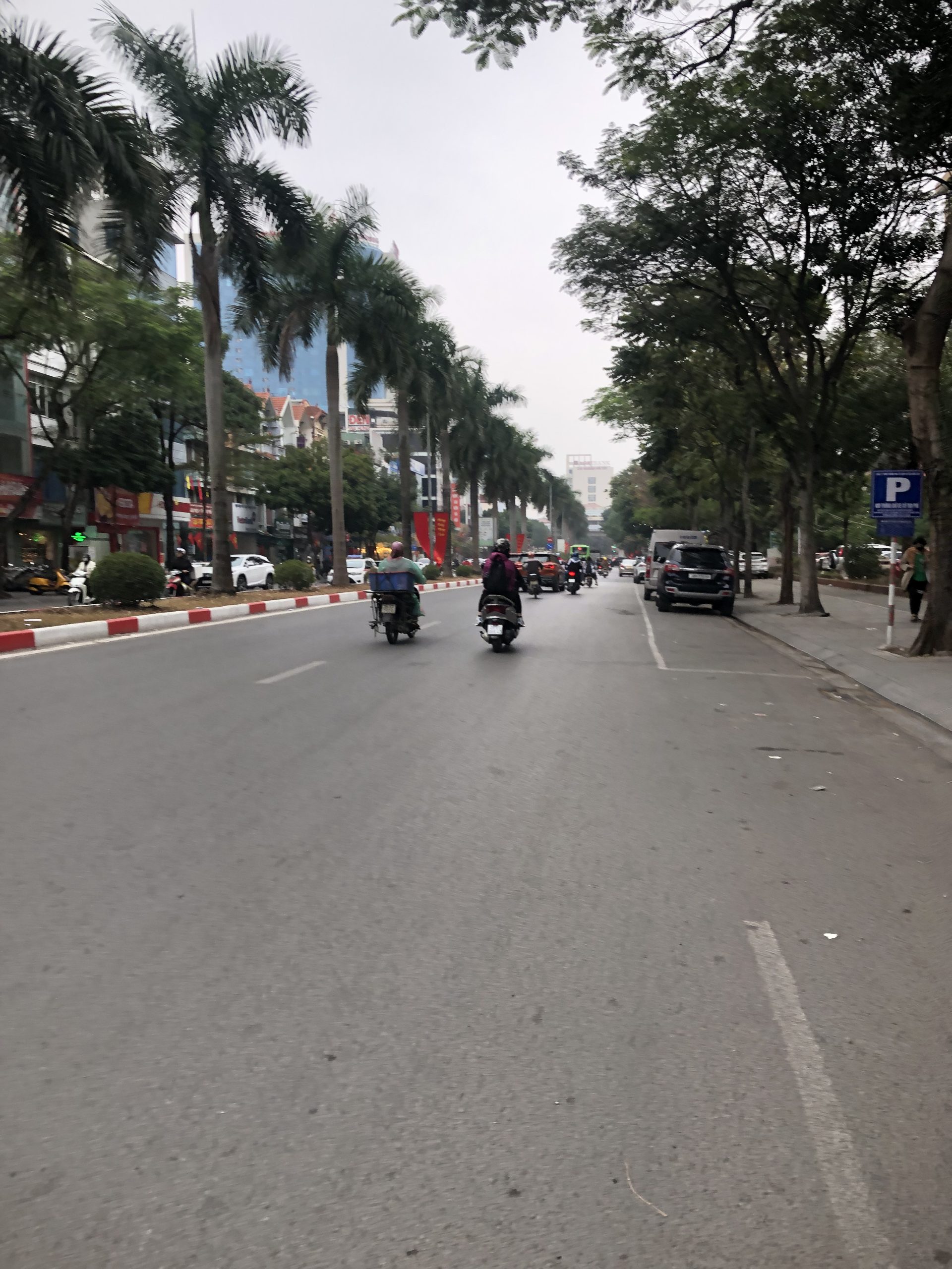Bán nhà mặt phố kinh doanh Nguyễn Khuyến, Hà Đông, Dtích: 72m2, 4 tầng
