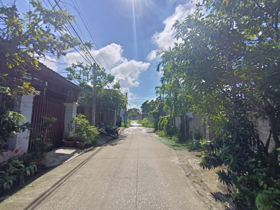 Đất thổ cư sát bên công viên Rạch Tra, DT 110m2 (5m x 22m)