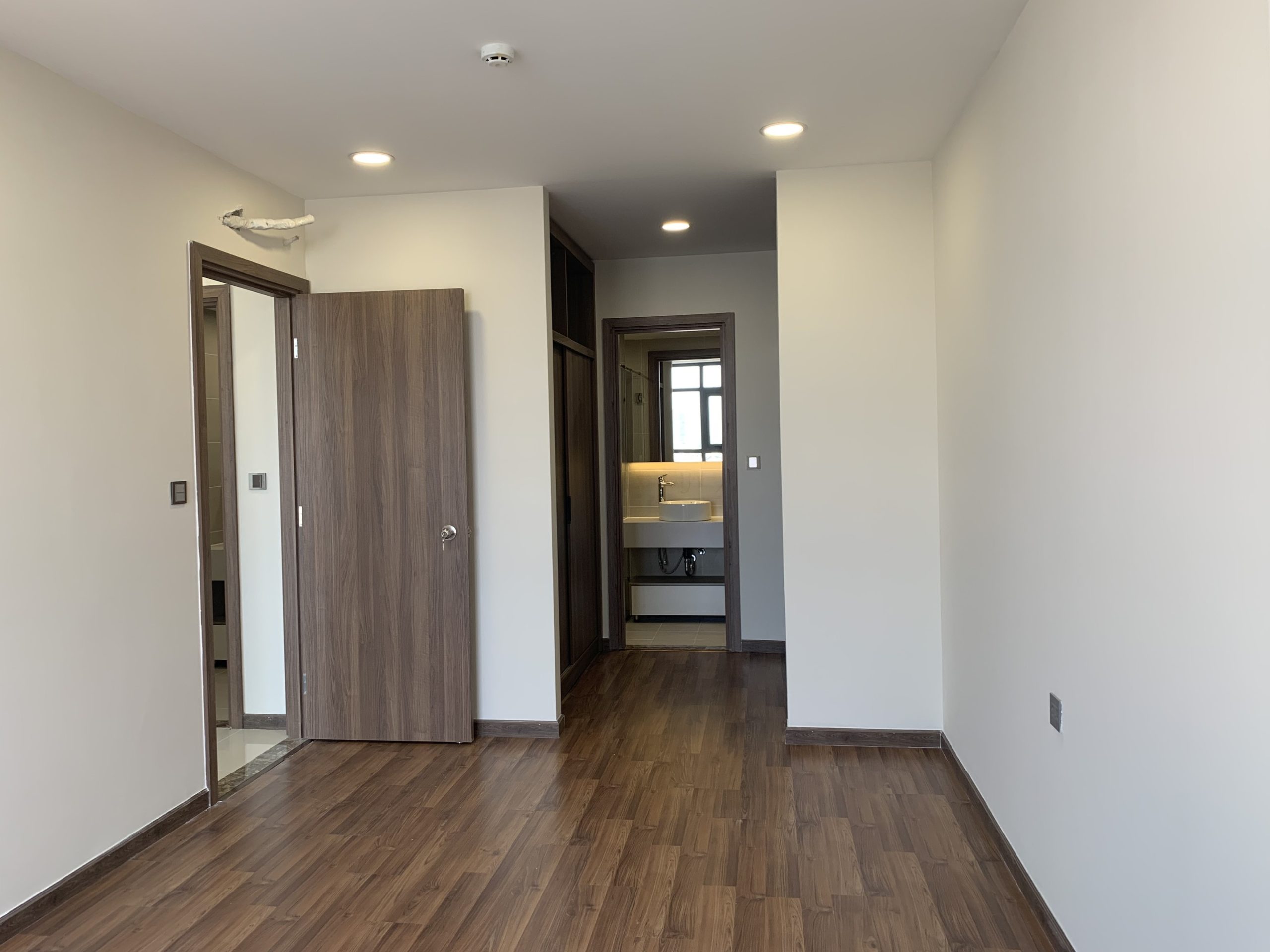 Chuyển nhượng nhanh căn 2pn 76m2 giá chỉ 4,23 tỷ gồm 5% sổ dự án de capella, nhà mới 100%