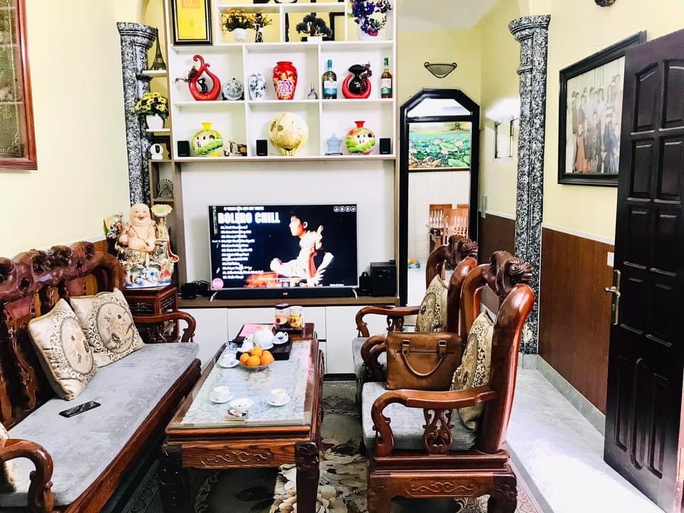 Nguyễn Khang, Cầu Giấy_gần phố cho thuê tốt_khung cột chắc chắn, 52m x 6,5m MT_5,8 tỷ.