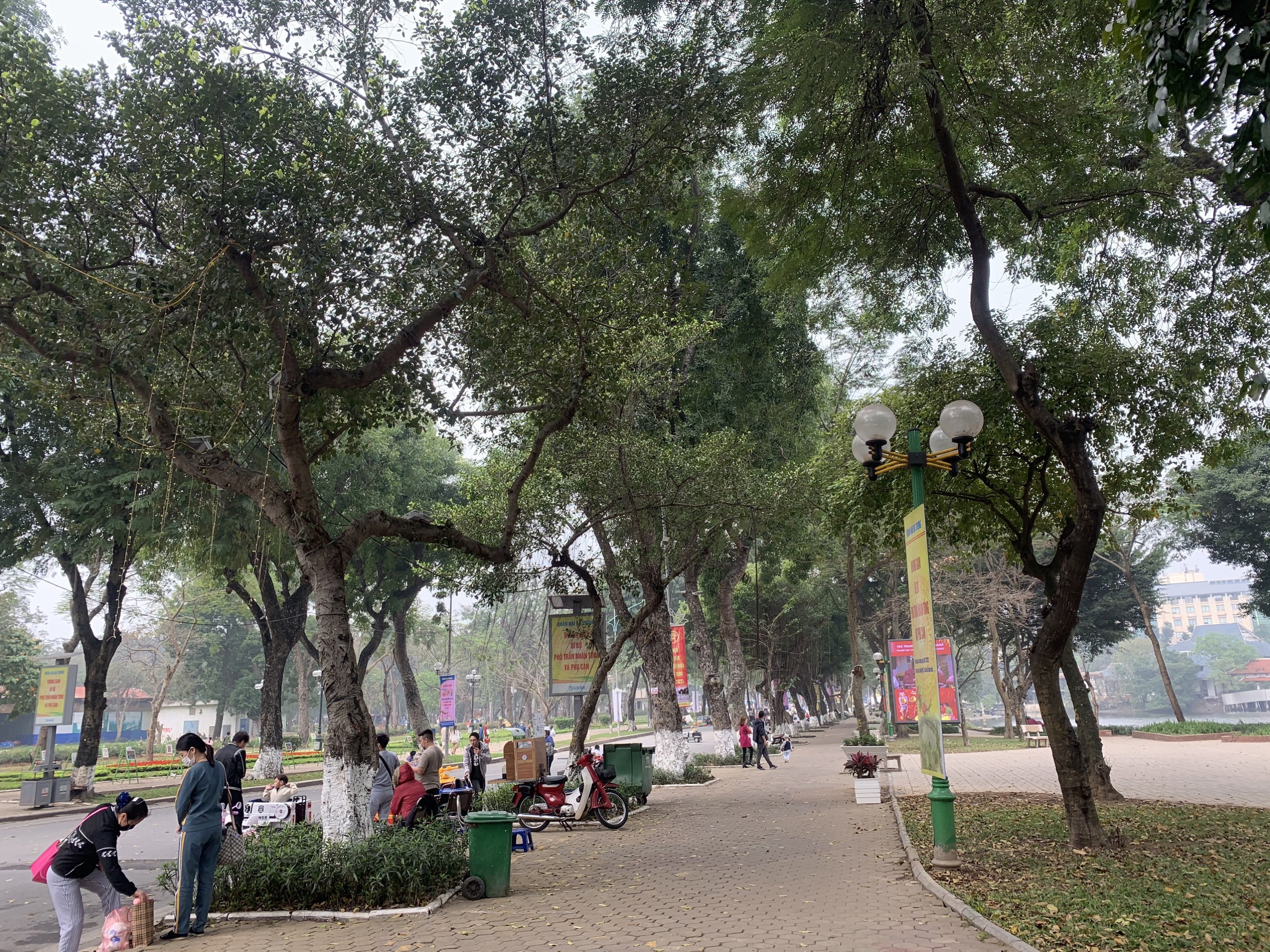 Bán nhà Phố Huế 20m2 x 4 tầng kiên cố, tiện ích ngập tràn, kinh doanh & ở sướng, nhỉnh 4 tỷ