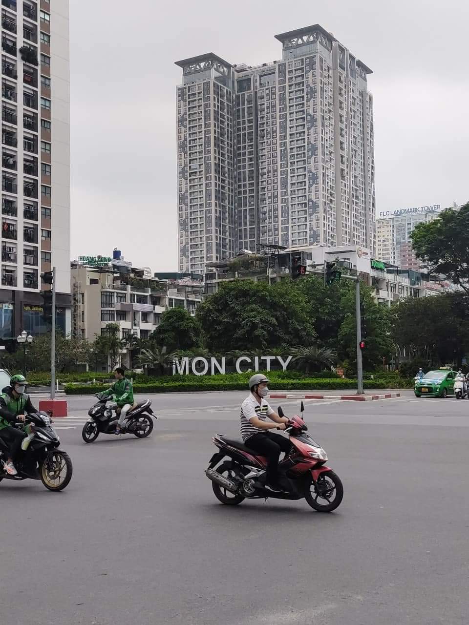 Bán nhà Liền Kề Moon CITY Hàm Nghi. 96m2x7T Tháng Máy. Kinh Doanh Đỉnh . Giá 33 tỷ