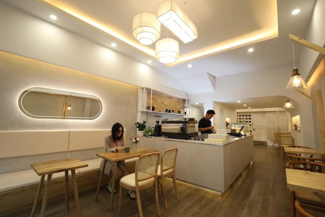 Bán nhà mặ phố Ba Đình 56m 5 tầng vỉa hè kd sầm uất nguyễn công hoan