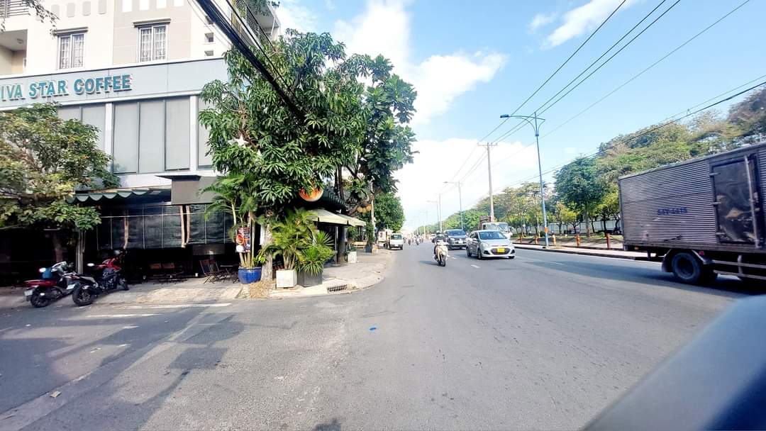 Mặt tiền kinh danh 100m2 đường số 44, khu Tên Lửa Tân Tạo, Bình Tân giá 12,5 tỷ thương lượng