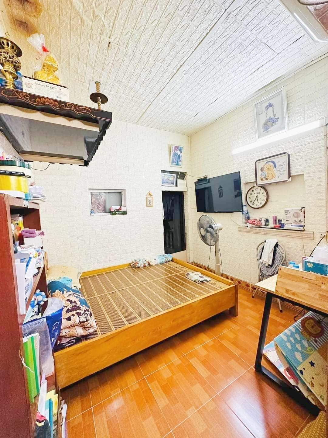 Không Mua Nhà Bây Giờ Thì Đừng Bao Giờ Mua Nhà Thịnh Quang DT30m, 3T, MT3.2. Giá :2.35 tỷ