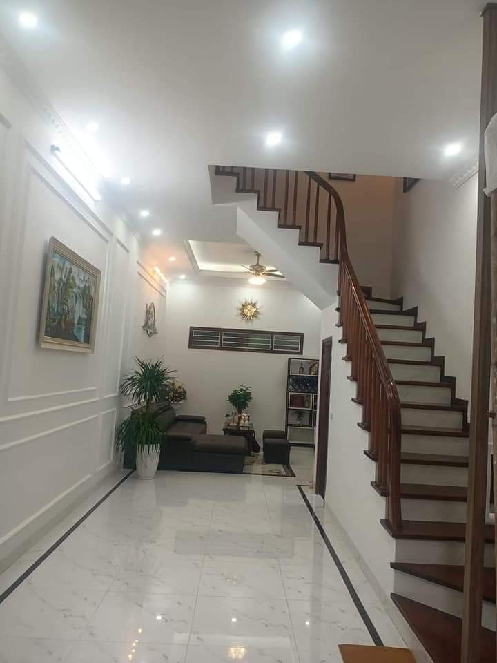 Bán nhà riêng diên tích42m Phố Hoa Bằng Bằng Cầu Giấy cầu giấy