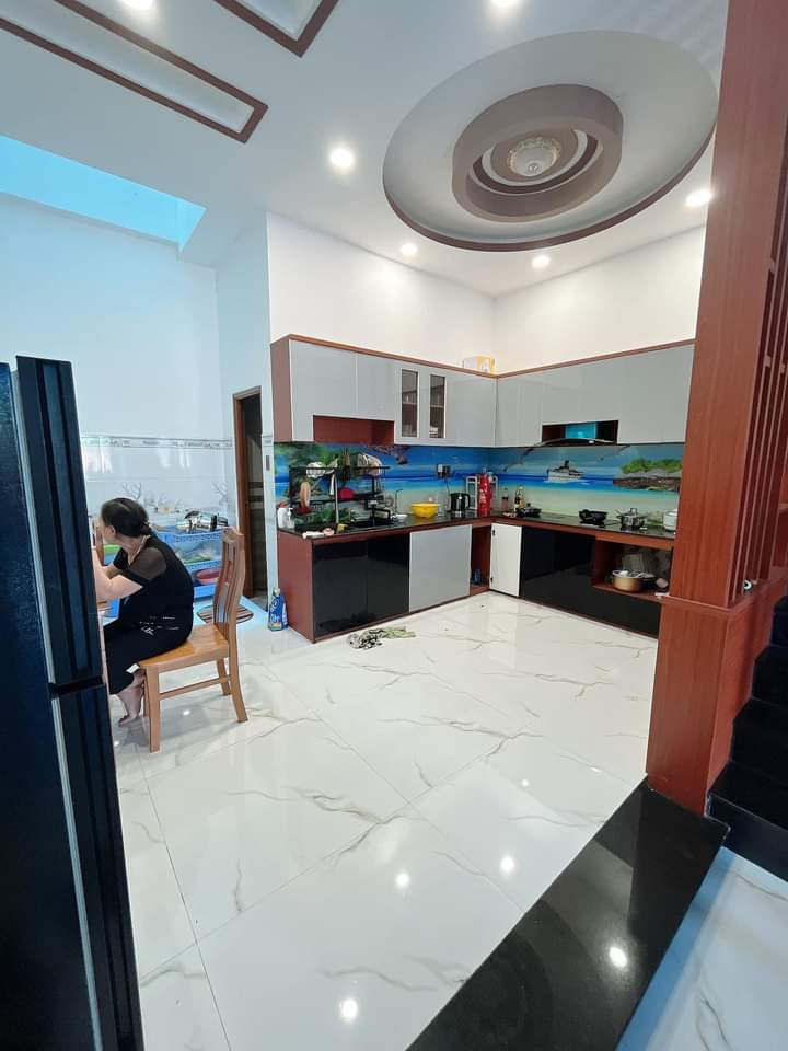 Chủ ngộp NH gấp bán nhà 702m- 4 tầng- Hẻm xe hơi thông-Thạnh Xuân -Quận 12 chỉ 4 tỷ 6TL