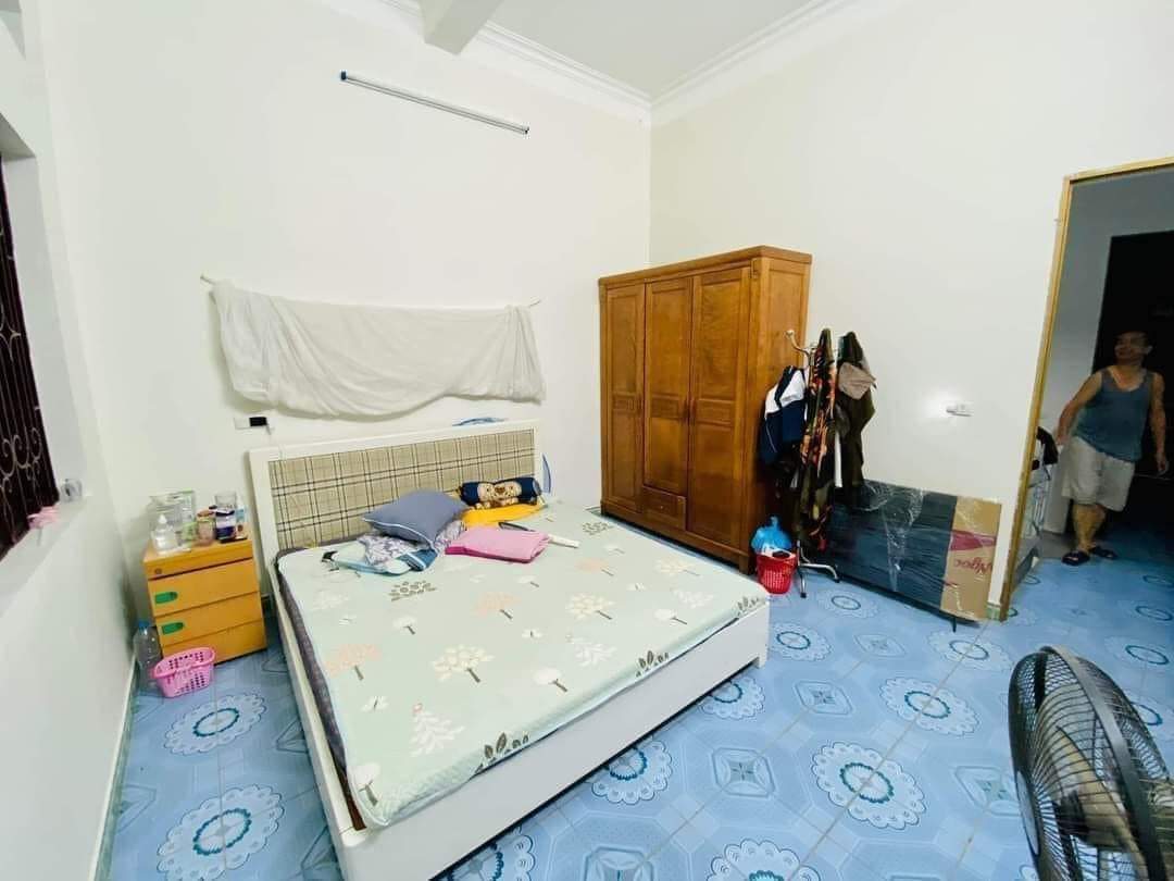 Bán nhà ngã tư Phùng Hưng Hà Đông ô tô đỗ cửa 60m² giá chỉ 4.6 tỷ