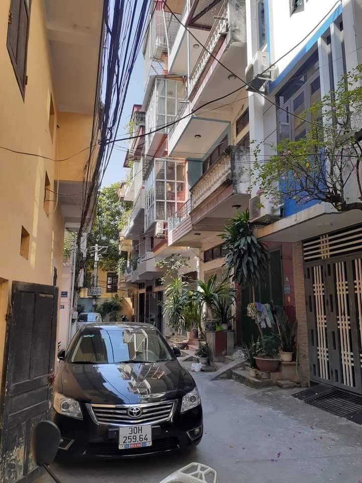 Bán nhà ngõ phố Chiến Thắng Văn Quán Hà Đông.Diện tích 45m2 mặt tiền 4m,thiết kế 5tầng.Ô tô đỗ cửa tại Chiến Thắng,Văn Quán Hà Đông.Giá 9 tỷ