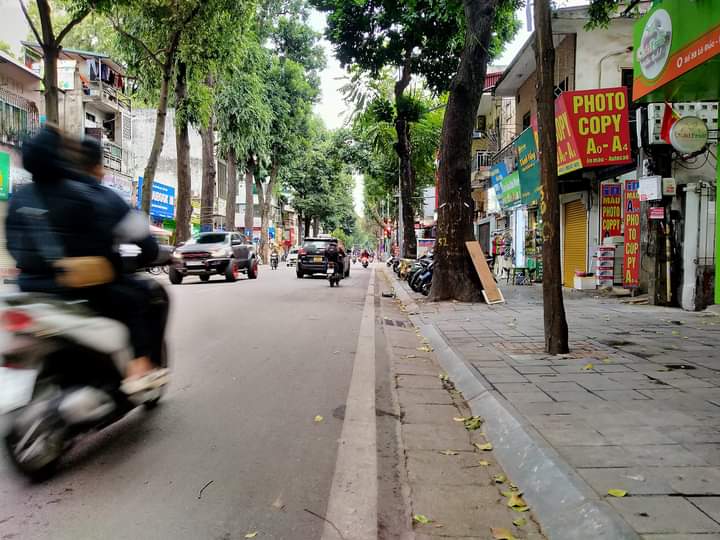 Bán nhà MP Lò Đúc 80m x 7T x MT 7m, Vỉa hè 4m giá 51 tỷ