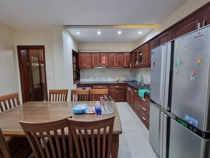 Bán nhà mặt phố nghĩa tân quận Cầu Giấy