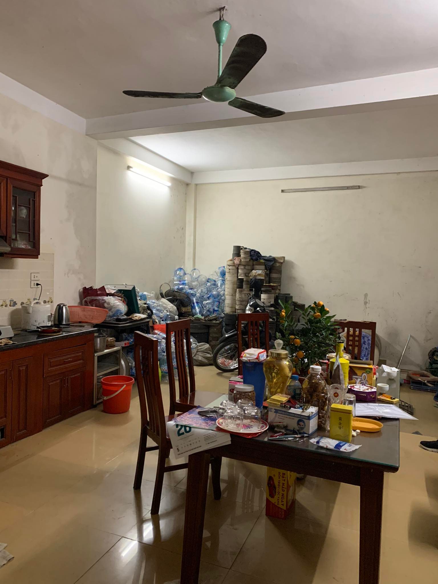 GẤP GẤP! Bán nhà Kim Mã Đội Cấn Ba Đình 45m 2.7 tỷ cho thuê 8tr/th 4 tầng ở luôn thoáng trc sau