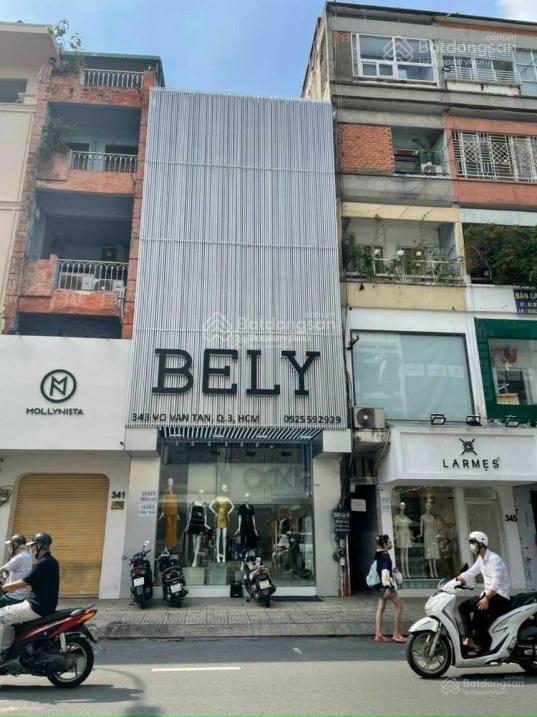 Giảm sâu 35 tỷ còn 27 tỷ - 2MT Võ Văn Tần, P. 5, Quận 3 2 chiều (4.2x14m) 3 lầu HĐ Thuê: 90 tr/th