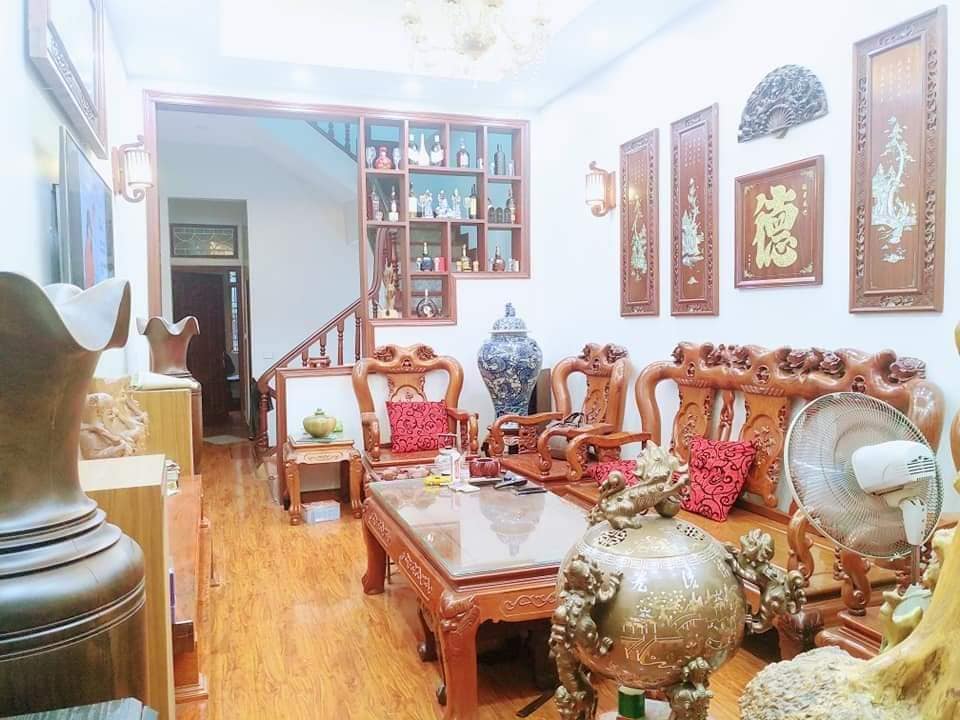 Nhà mặt ngõ 286 Giáp Bát rộng như phố, 70m2, MT 4m, giá chỉ 12 tỷ