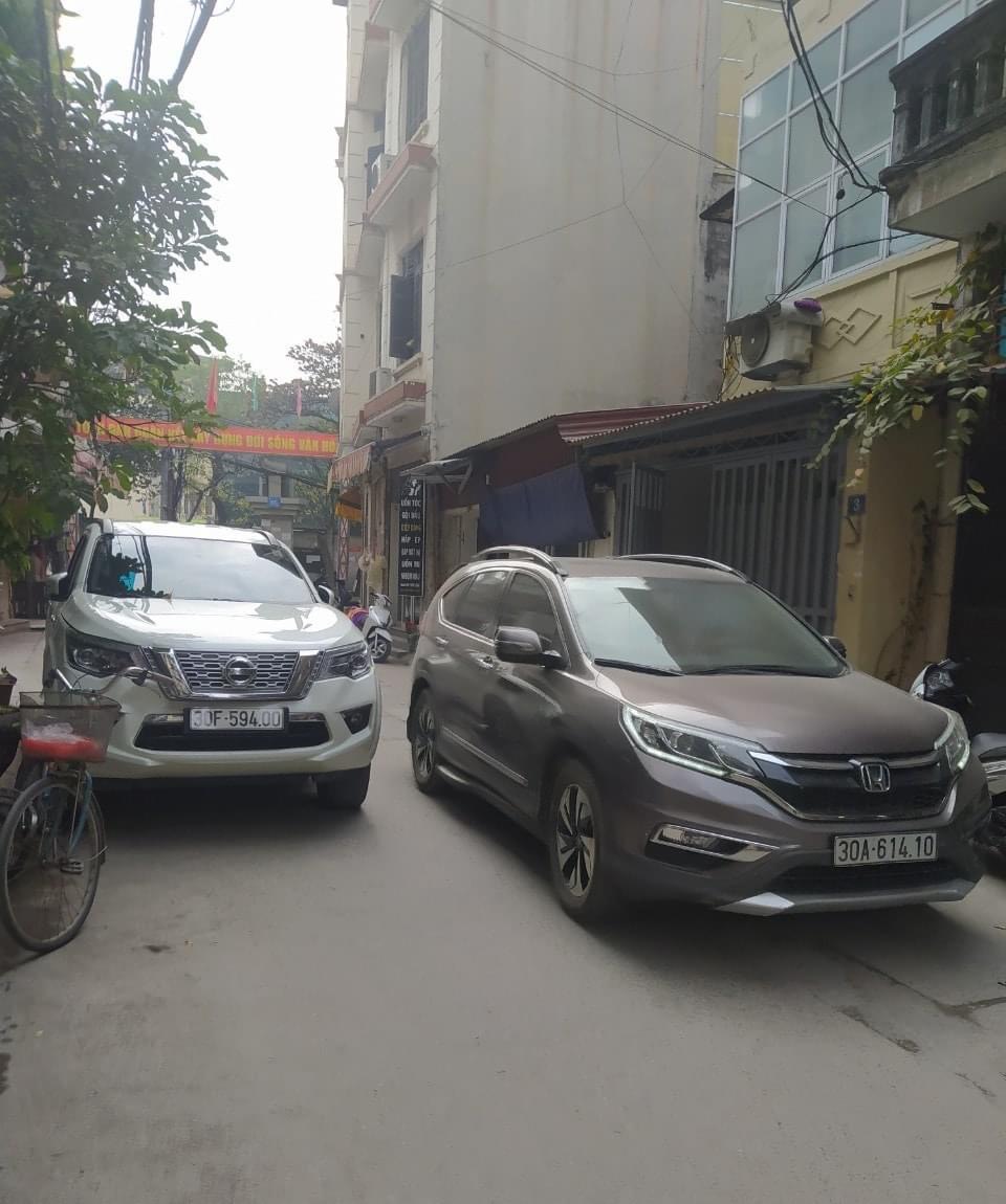 Cho thuê nhà Hoàng Ngân, Cầu Giấy