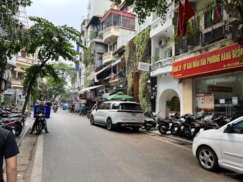 Hiếm đẹp! Bán nhà khu phân lô cán bộ- ngõ 19 Liễu Giai - Mt 7.5m- Giá 33 tỷ