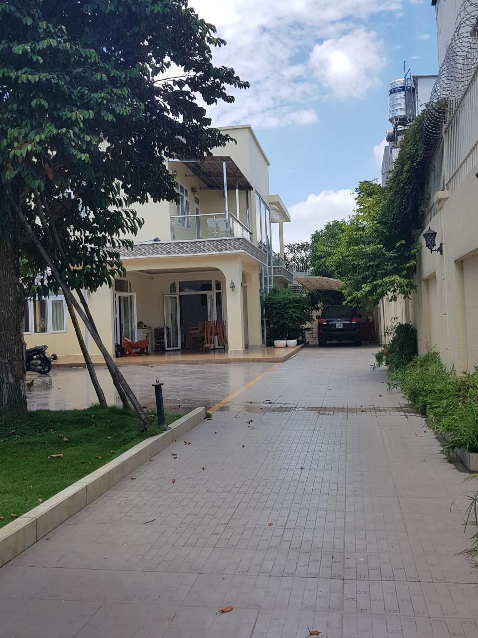 Giảm Chào Bán Gấp Biệt Thự 1000M2, Tân Xuân, Hóc Môn Chỉ 27 Tỷ TL