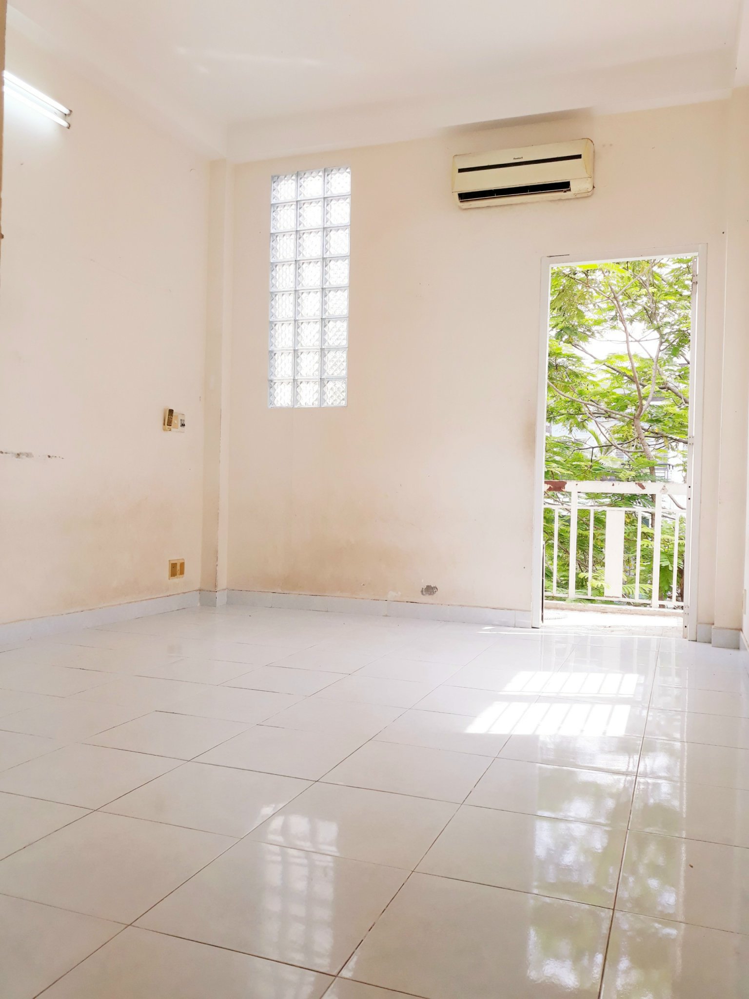 Cần bán gấp nhà mặt tiền Đỗ Thị Lời p11q3