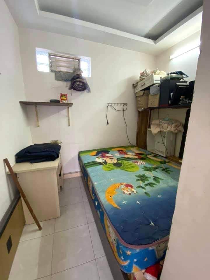 Chính chủ cần bán căn nhà Đường Ba Vì, P.4, Q.10