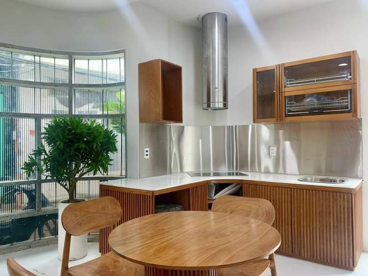 Chính chủ cần bán căn nhà Đường Cách Mạng Tháng 8