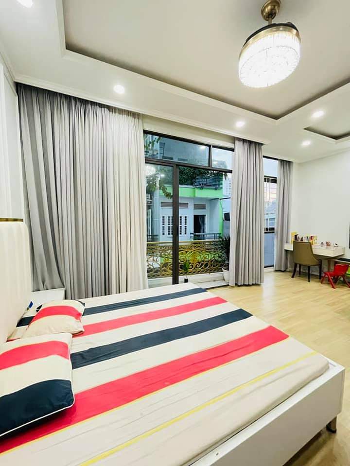 Chính chủ kiệt tiền bán căn nhà Đường Chu Mạnh Trinh, Phường 26, Bình Thạnh, Hồ Chí Minh.