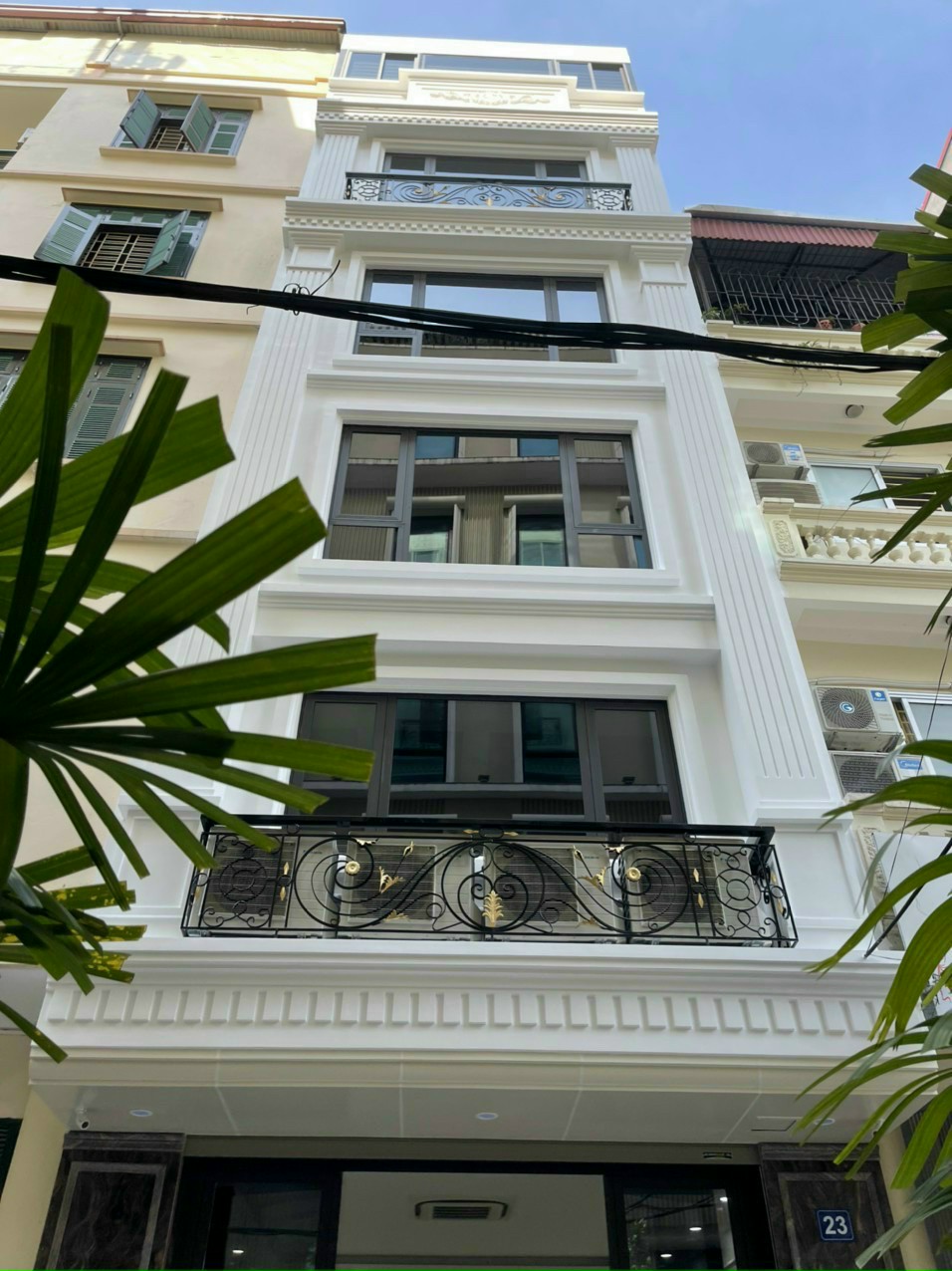 Cần bán nhà 7 tầng khu phân lô đỗ quang hoàng đạo thúy