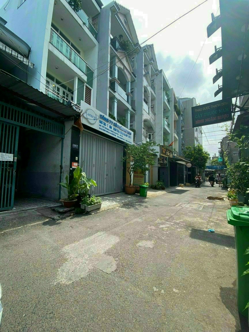 Bán Nhà HẺM XE TẢI Thông Phan Huy Ích, P.12 _ 4m x 27m, 2 Tấm